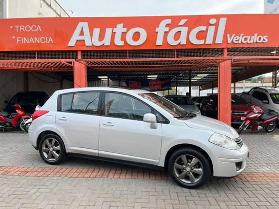 NISSAN TIIDA 1.8 SL 16V FLEX 4P MANUAL